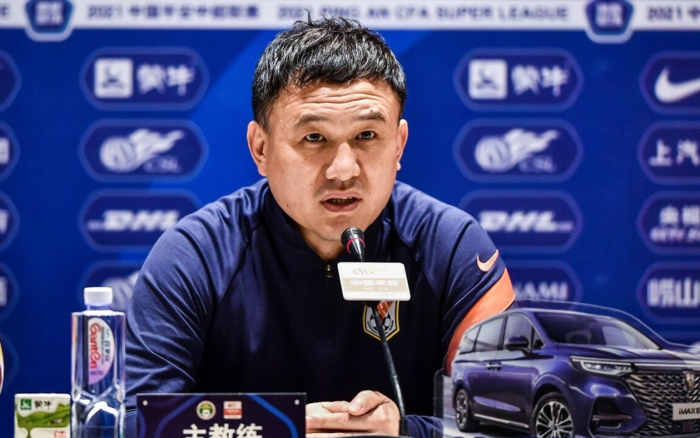 NG体育-冲刺阶段中超焦点战，夏洛特黄蜂复出首秀，更衣室稳定，更衣室氛围转暖